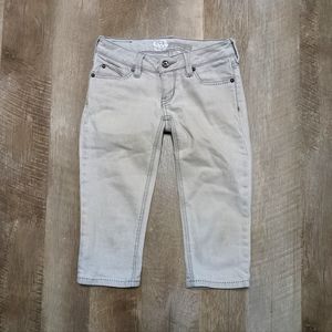 Bullhead Denim Light Gray Capris Size 0